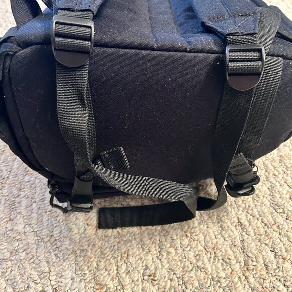 Brevite The Jumper Camera Backpack (Triple Black) - Picture 9 of 15